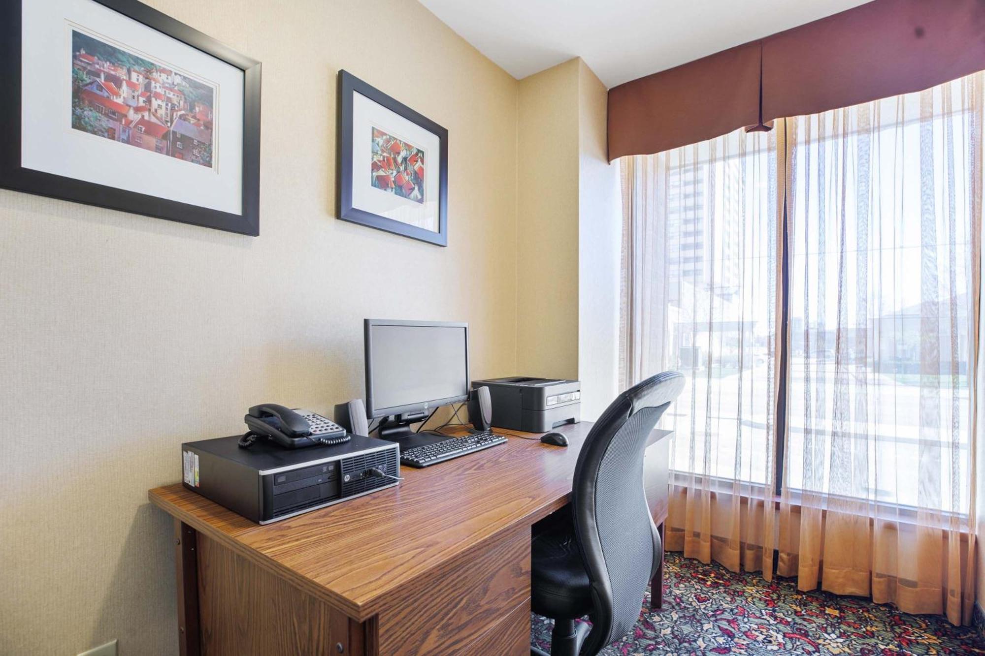 Sandman Hotel & Suites London Downtown מראה חיצוני תמונה