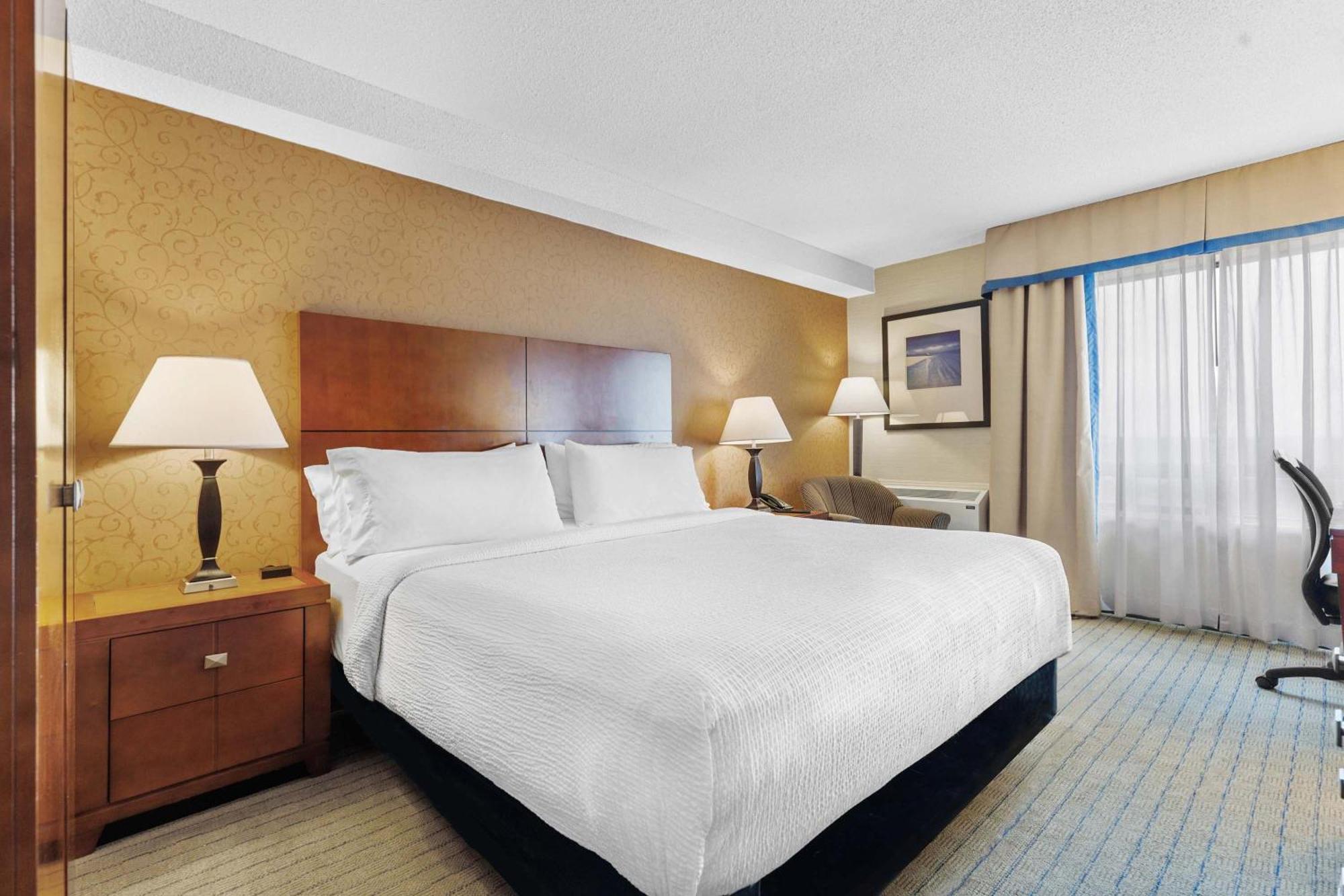 Sandman Hotel & Suites London Downtown מראה חיצוני תמונה