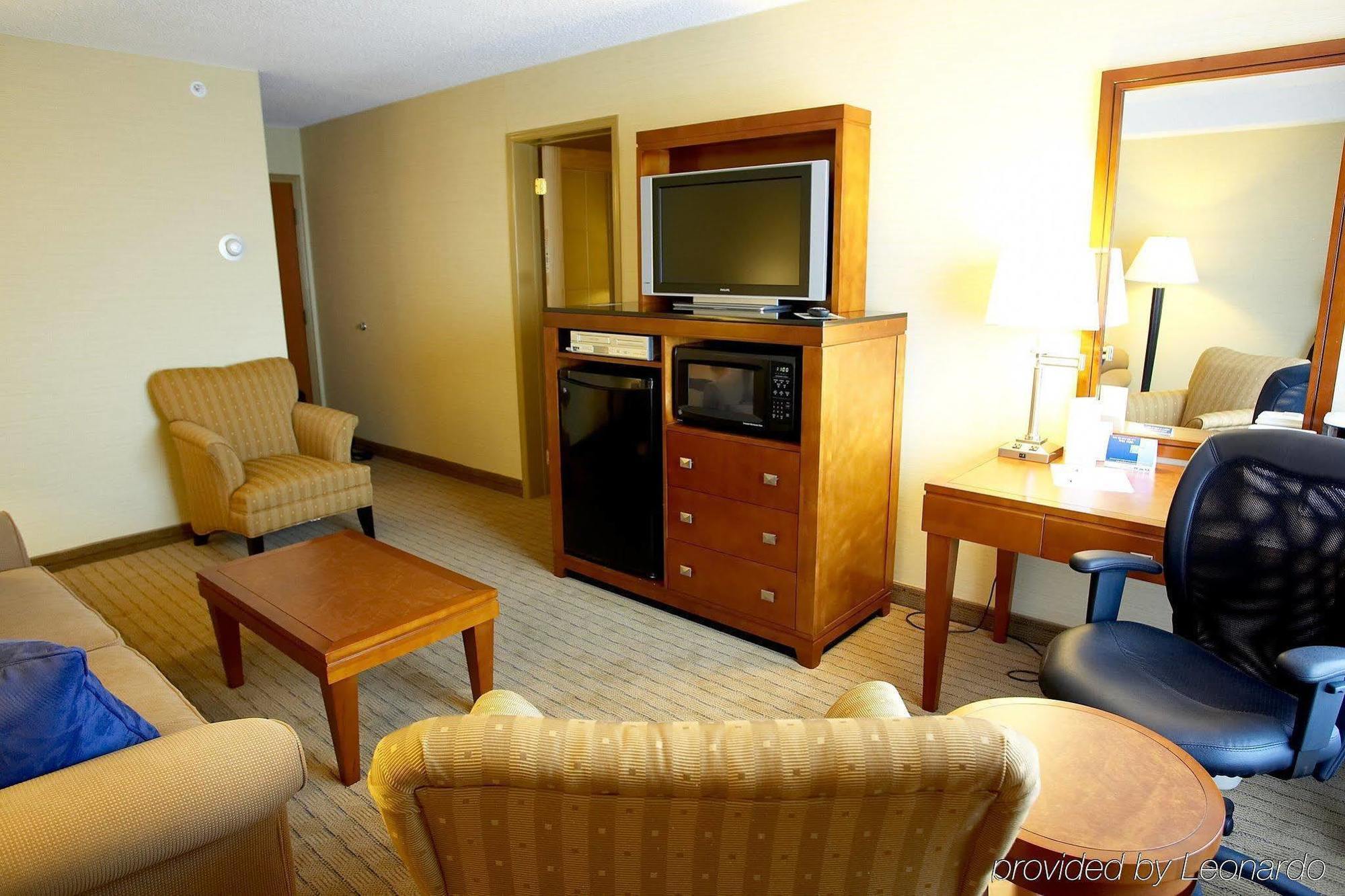 Sandman Hotel & Suites London Downtown מראה חיצוני תמונה